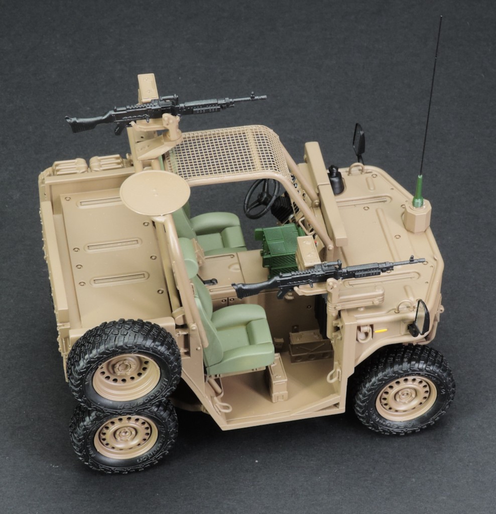 Fardier UNAC 11e brigade parachutiste Fardier-UNAC-11e-brigade-parachutiste