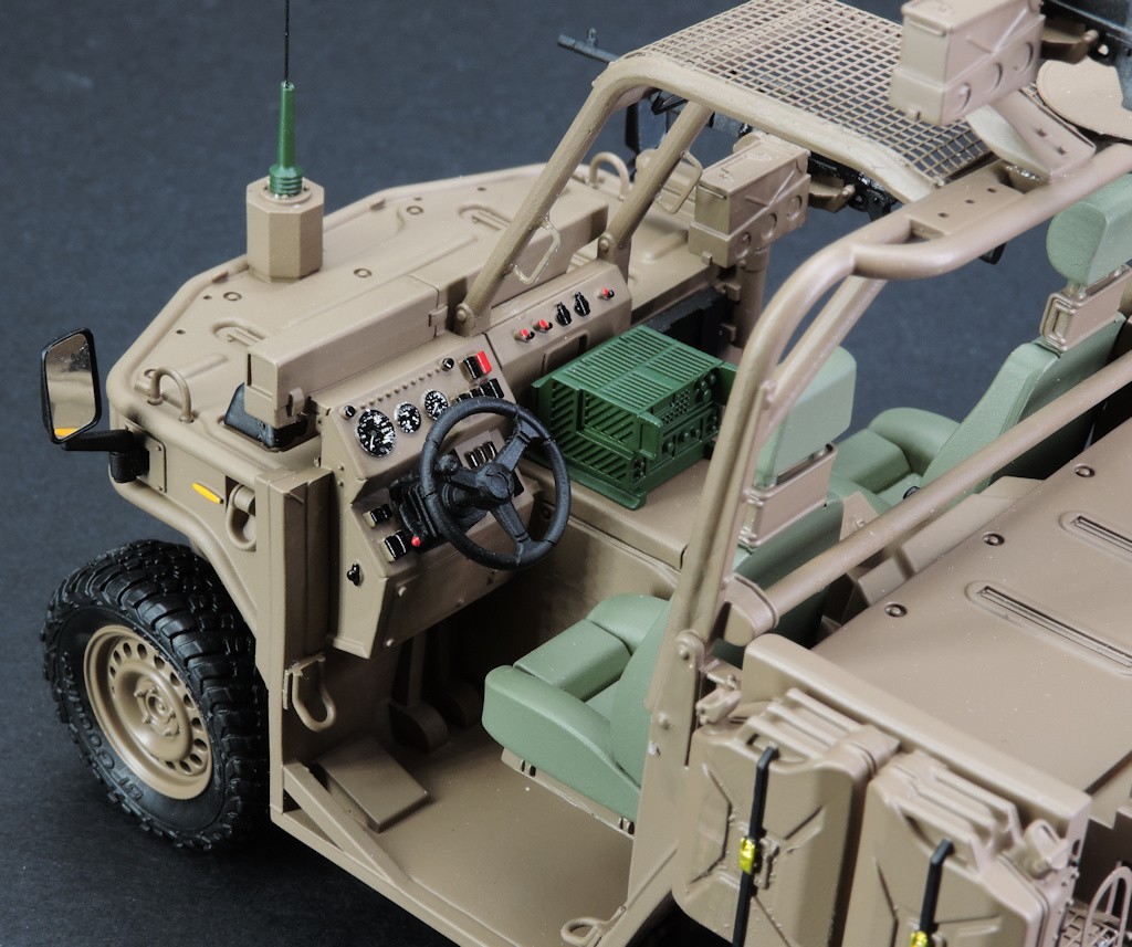 Poste de pilotage détaillé du Fardier UNAC Poste-pilotage-détaillé-Rider-UNAC