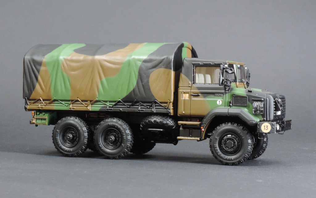 Collectionneur matériel militaire